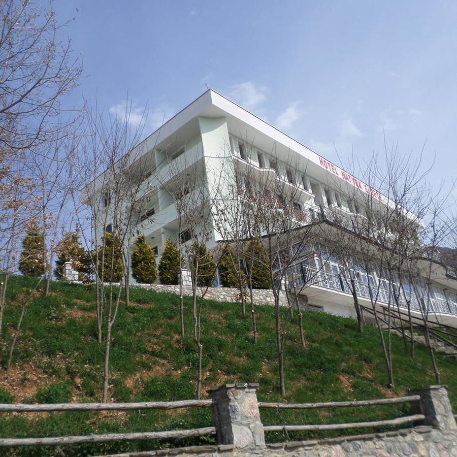 Hotel Natyra E Qete Peshkopi Exterior photo